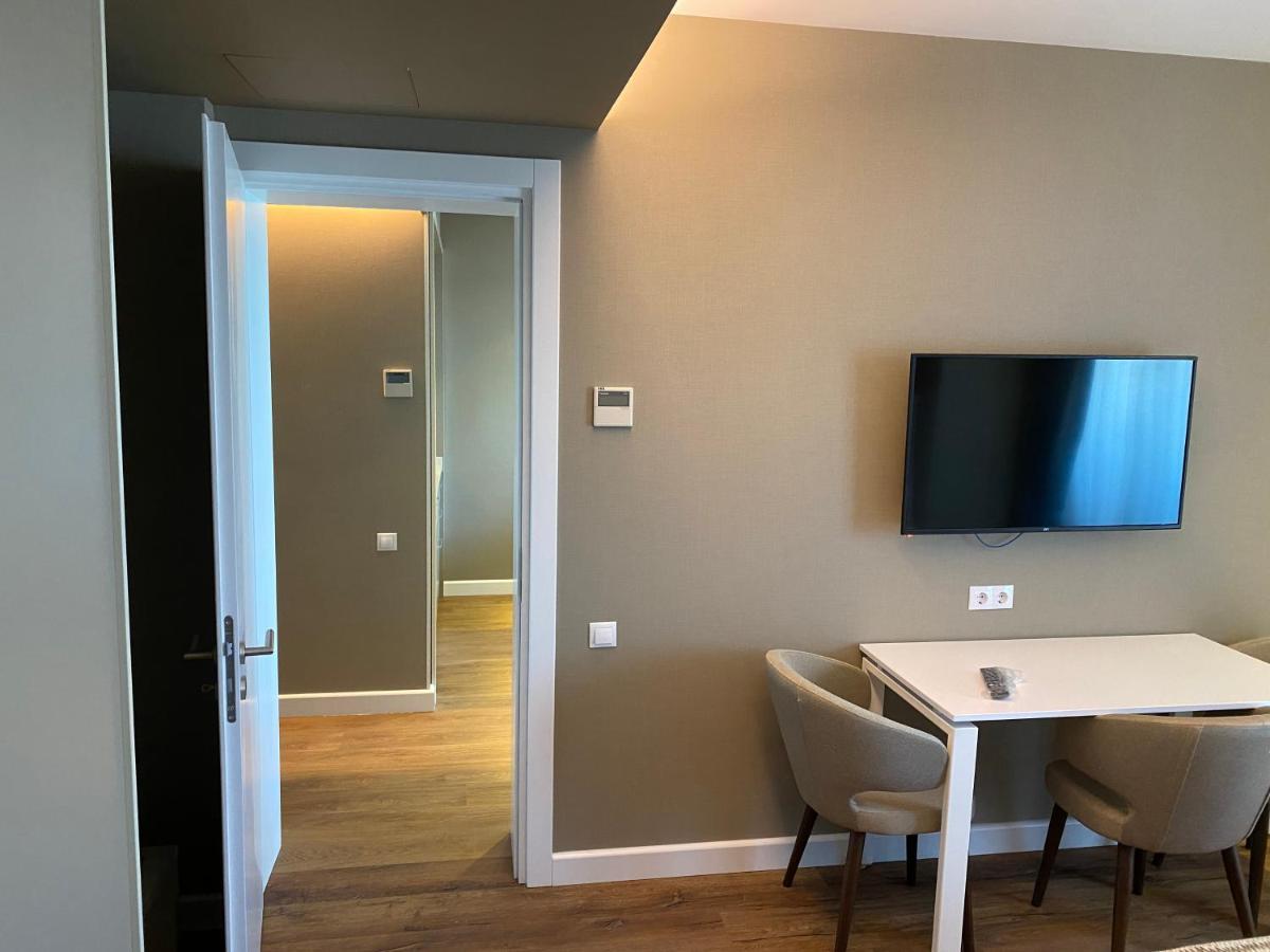 Gq Apartments On First Line Batoumi Extérieur photo