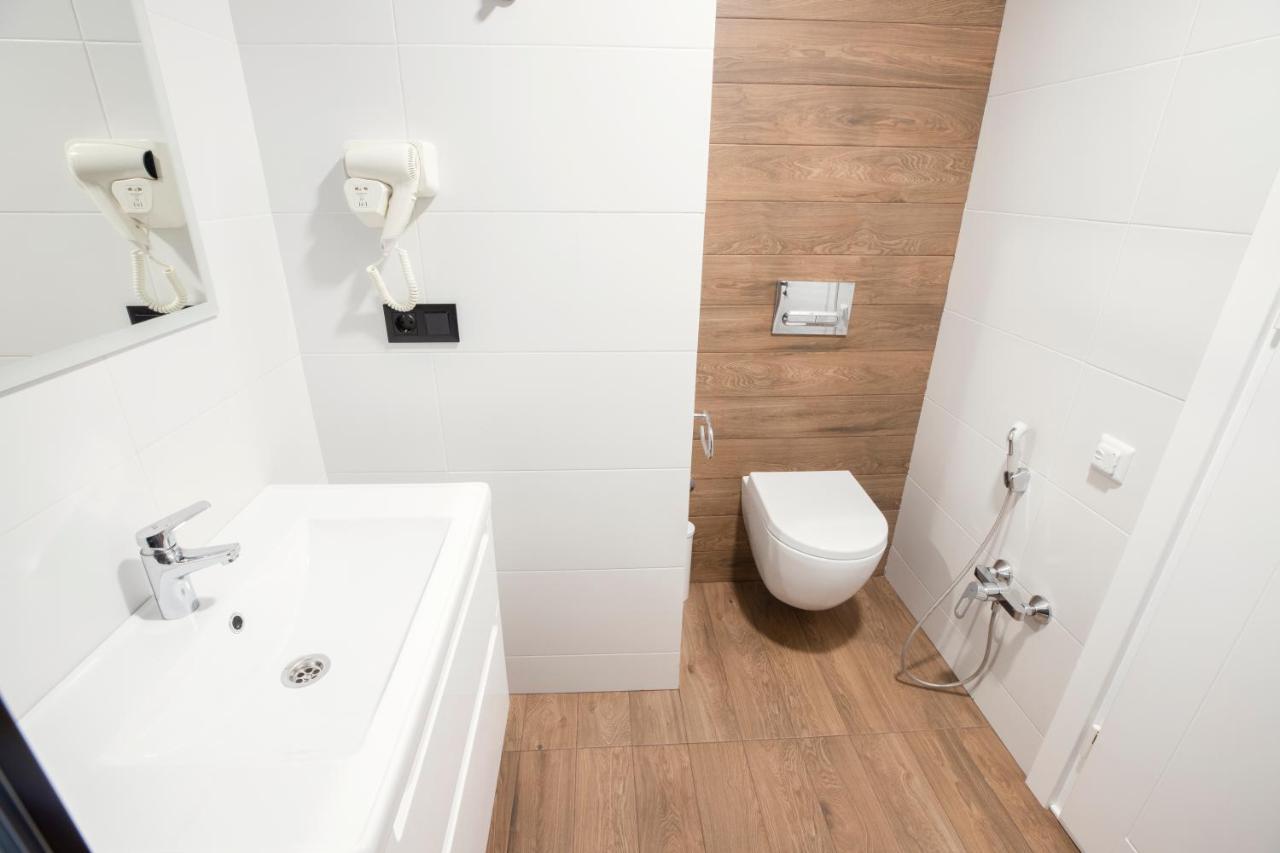 Gq Apartments On First Line Batoumi Extérieur photo